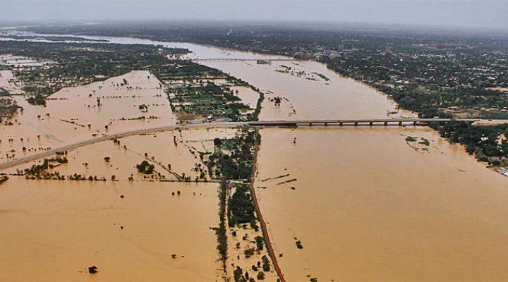 dws-ears-niger-river-floods-2012-niamey-770px