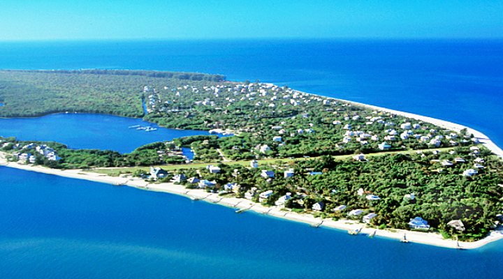 dws-ewm-remote-coast-captive-island-750px