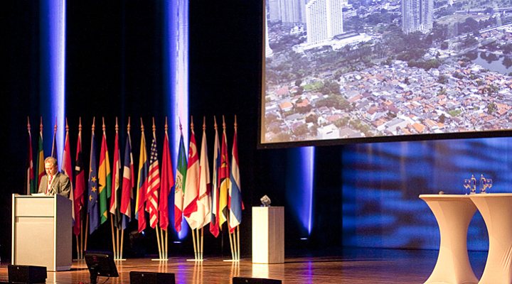 dws-iww-opening-ceremony-stage-wuranto-770px-1