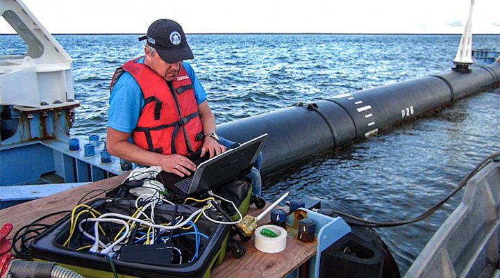 dws-ocean-clean-up-hawaii-770px