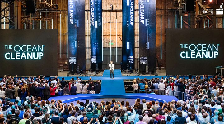 dws-ocean-cleanup-next-phase-presentation-crowd-770px