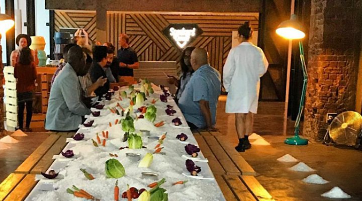 dws-saltfarm-dinner-table-730px-1