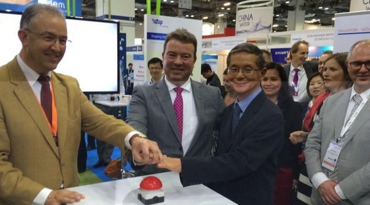 dws-siww2014-wibo-office-red-button-aboutaleb-kops-teng-chye-770