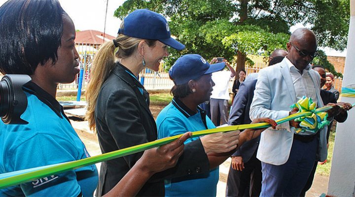dws-snv-rwanda-centre-opening-770px-1