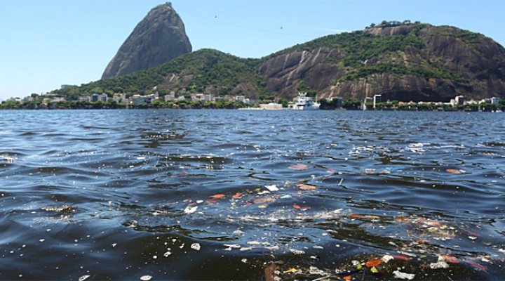 dws-tauw-guanabara-pollution2-770px