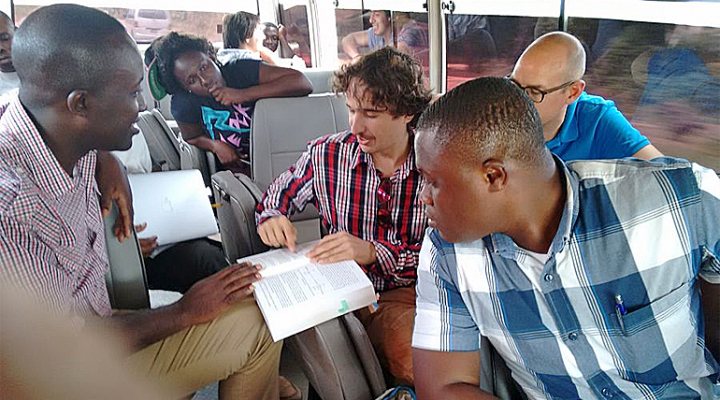 dws-tud-ghana-wing-bus-770px