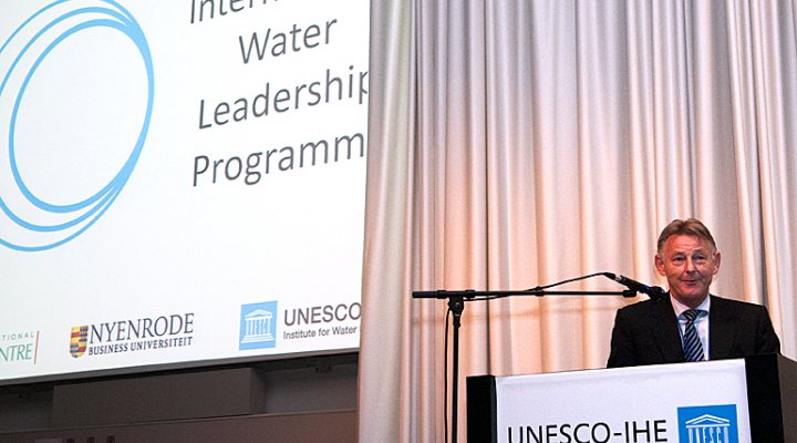 dws-unesco-ihe-5th-delft-luijendijk-770px