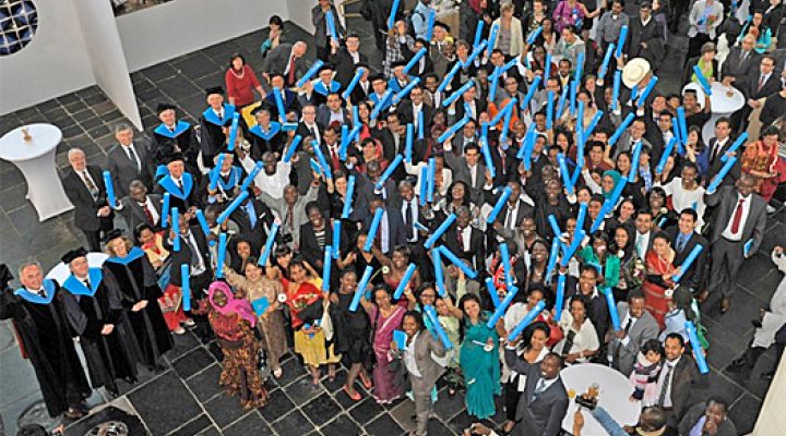 dws-unesco-ihe-graduation-2013-all-students6-525px