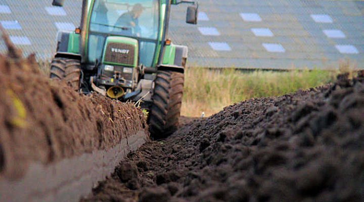 dws-ut-owas1s-farming-soil-700px-