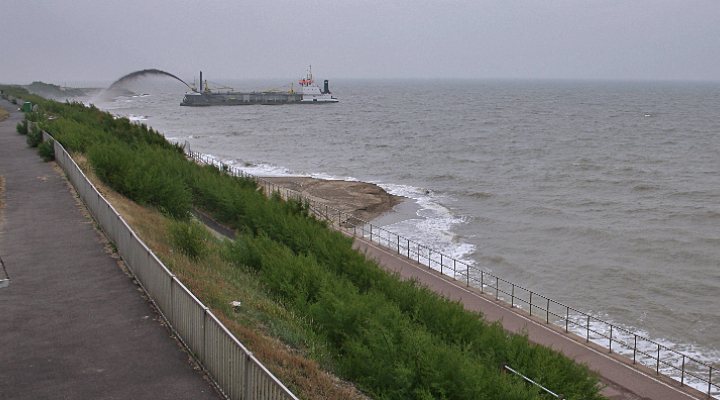 dws-vba-clacton-beach-nourishment-770px-