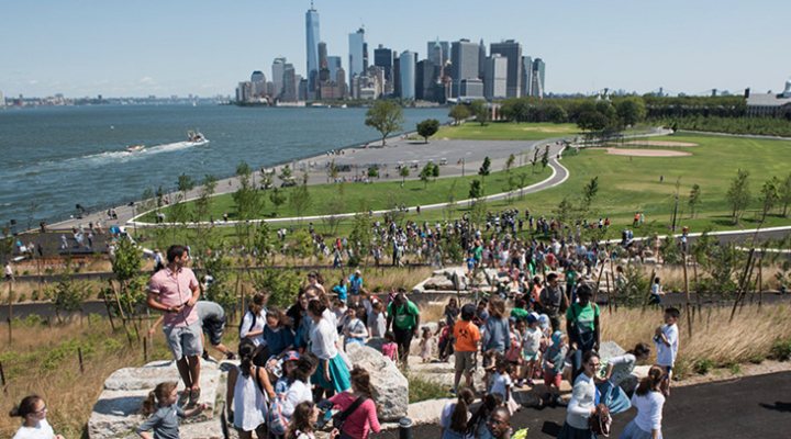 dws-west8-hill-govenors-island-public-770px-1