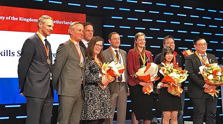 dws-wetskills-korea-winners-flowers-770px-1