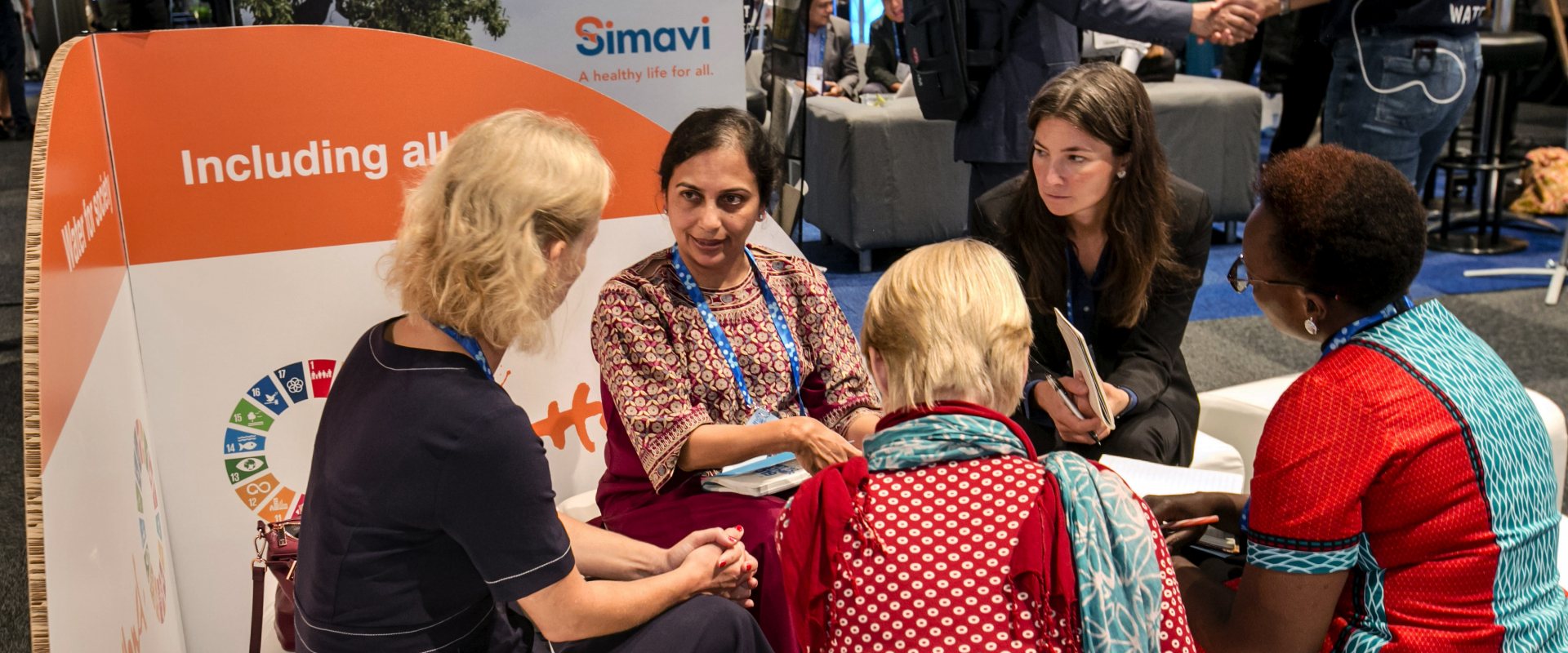Women having a conversation at the Duitch pavilion during the Sotckholm world water week 2019