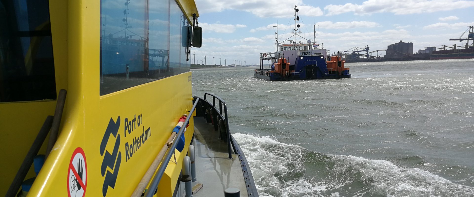 Water injection dredging vessel Jetset in port of Rotterdam