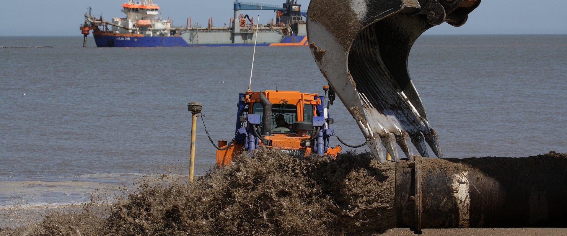 Beach nourishment by Van Oord along coast of Lincolnshire, UK