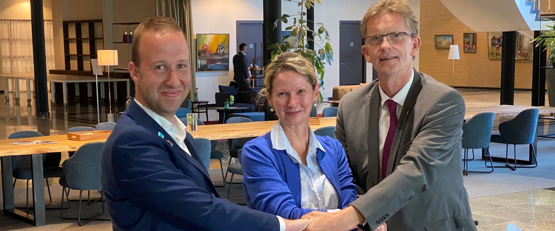 Foresight Canada and Water Alliance representatives celebrate new partnership
